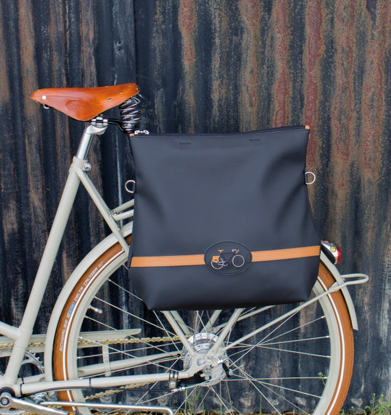 idee behalve voor Trend Waterdichte dames fietstas met schouderriem zwart gekleurde - Etsy Nederland