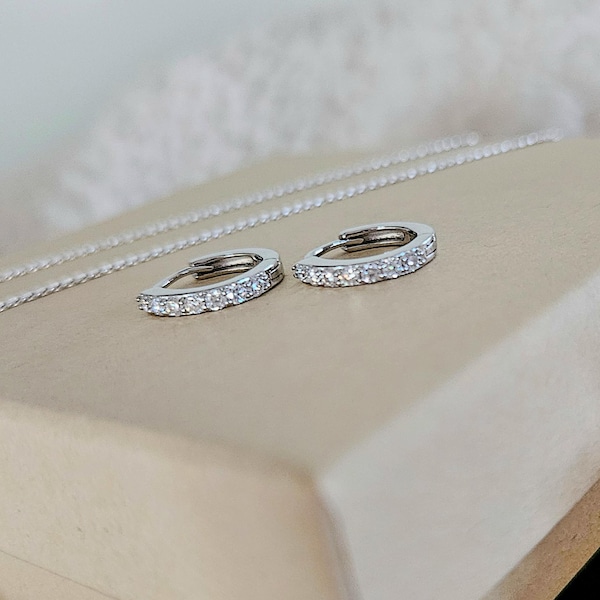 Moissanite VVSD 925 Sterling Silver Huggie Hoop Earrings 5