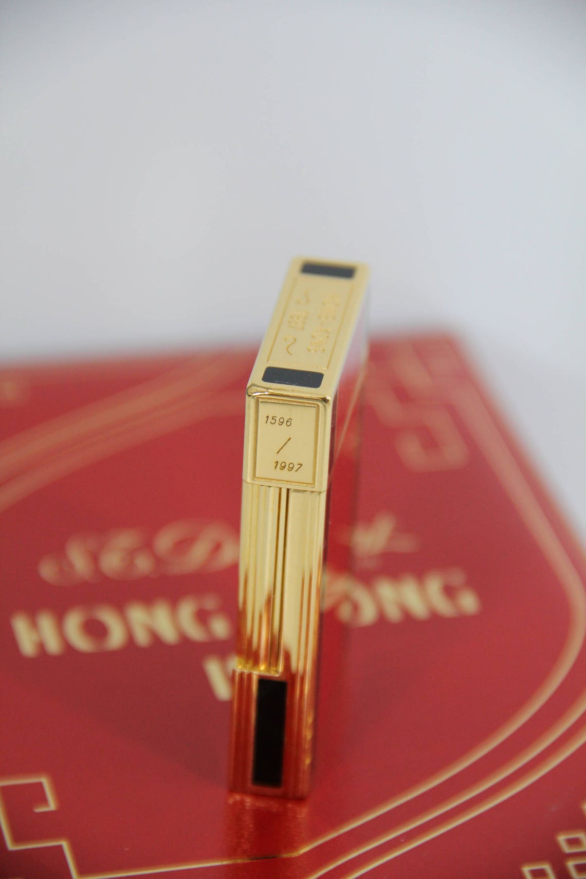 S.T.Dupont Hong Kong Special Edition  Line 2 Lighter image 4
