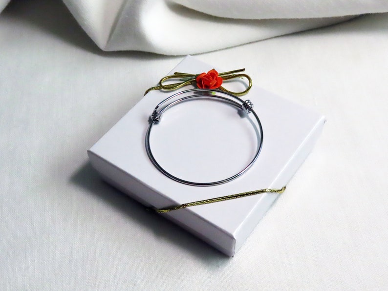 Nutcracker /& Candy Cane Charms with Bangle Bracelet