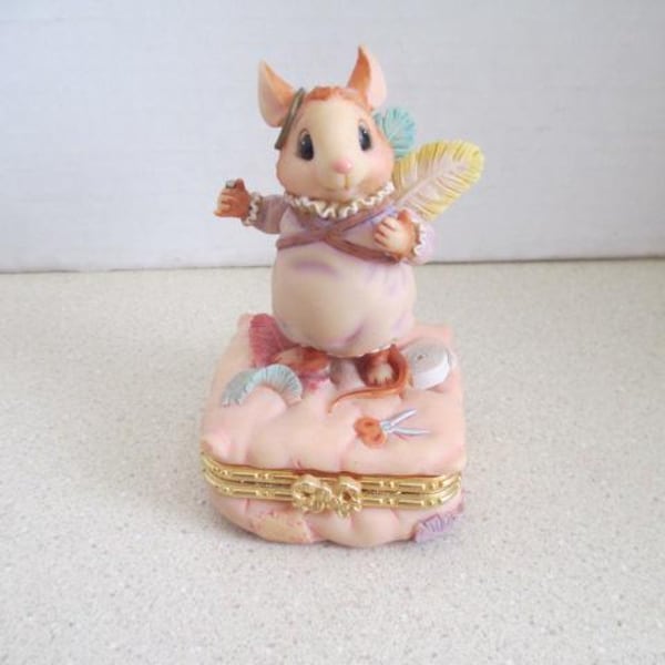 Mouse In The House Trinket Box