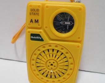 Vintage 1970 Transistor Radio