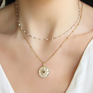 Zon ketting, parelmoer sieraden, schelp hanger ketting, hemelse sieraden