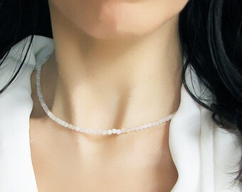 Sierlijke Maansteen ketting, edelsteen kralen choker, Maansteen sieraden, juni geboortesteen