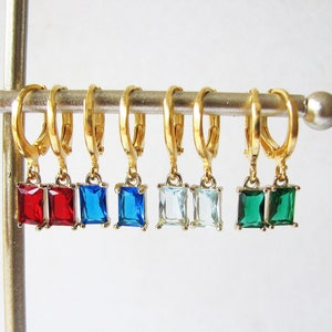 Baguette Ohrringe, Huggie Creolen, CZ Anhänger, Gold Creolen