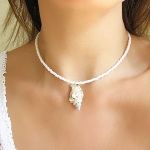 Shell Choker Necklace, Seed Bead Necklace, White Beaded Choker, Shell Necklace