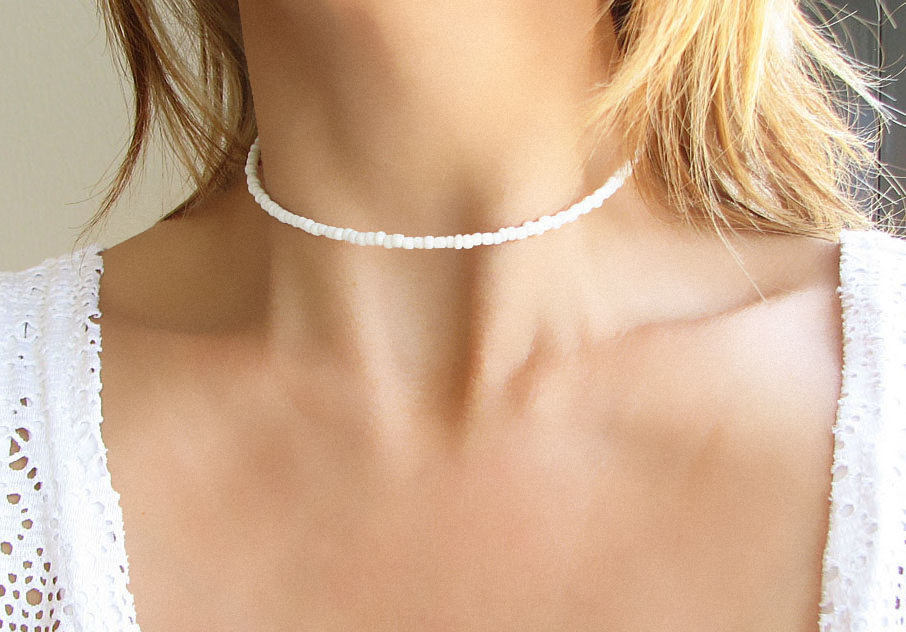 White choker necklaces clearance
