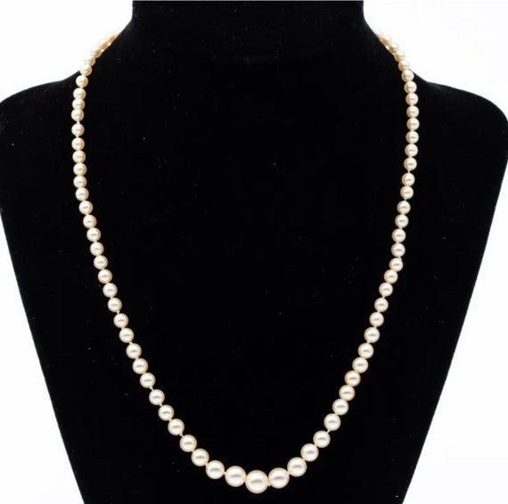 14K ホワイト ゴールドとグラデーション パールのネックレス 7～3 mm 