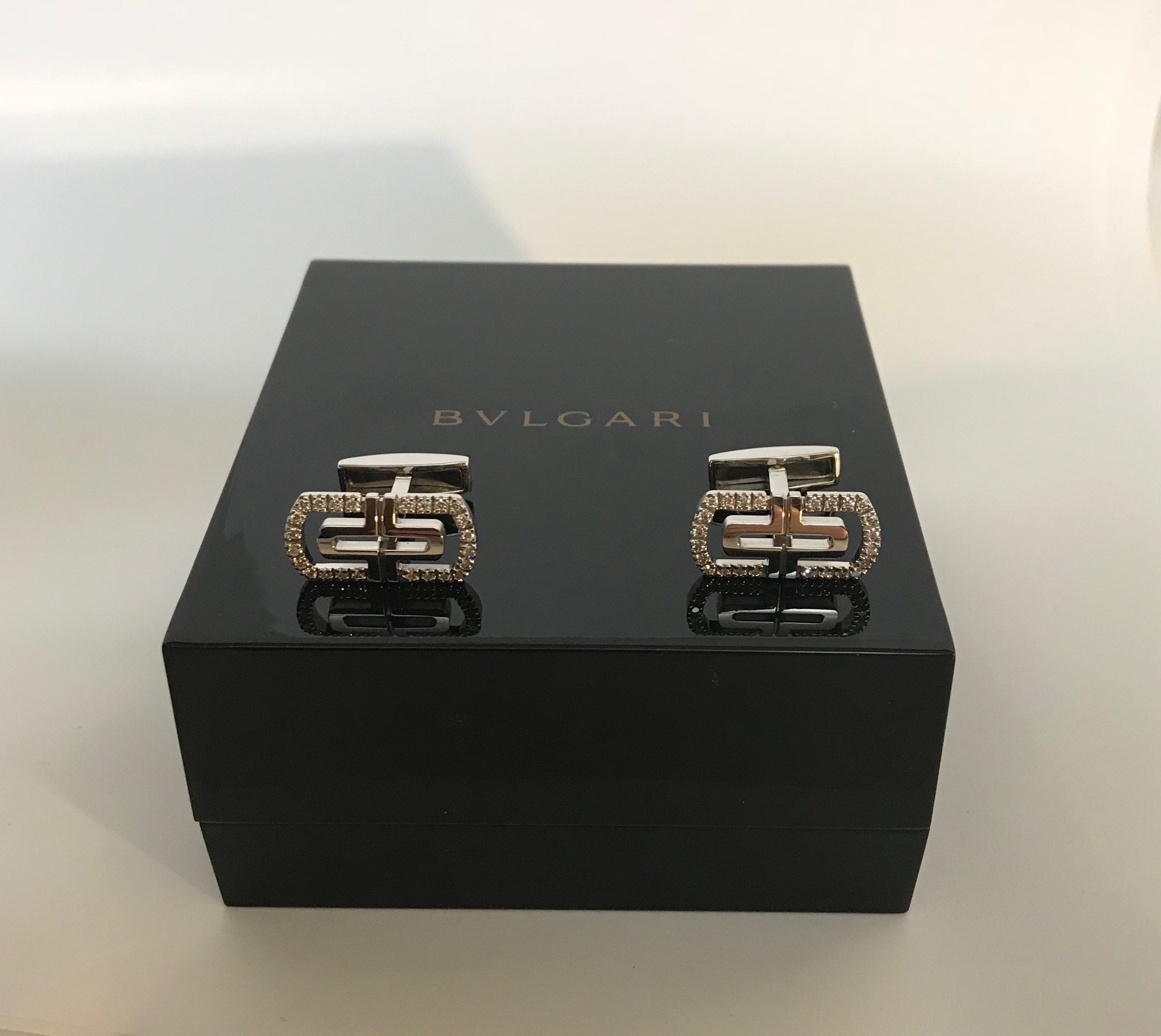 BVLGARI ブルガリ パレンテシ 750ホワイトゴールド ダイヤ カフス ブルガリ パレンテシ ホワイトゴールド 18K カフスボタン ダイヤモンド