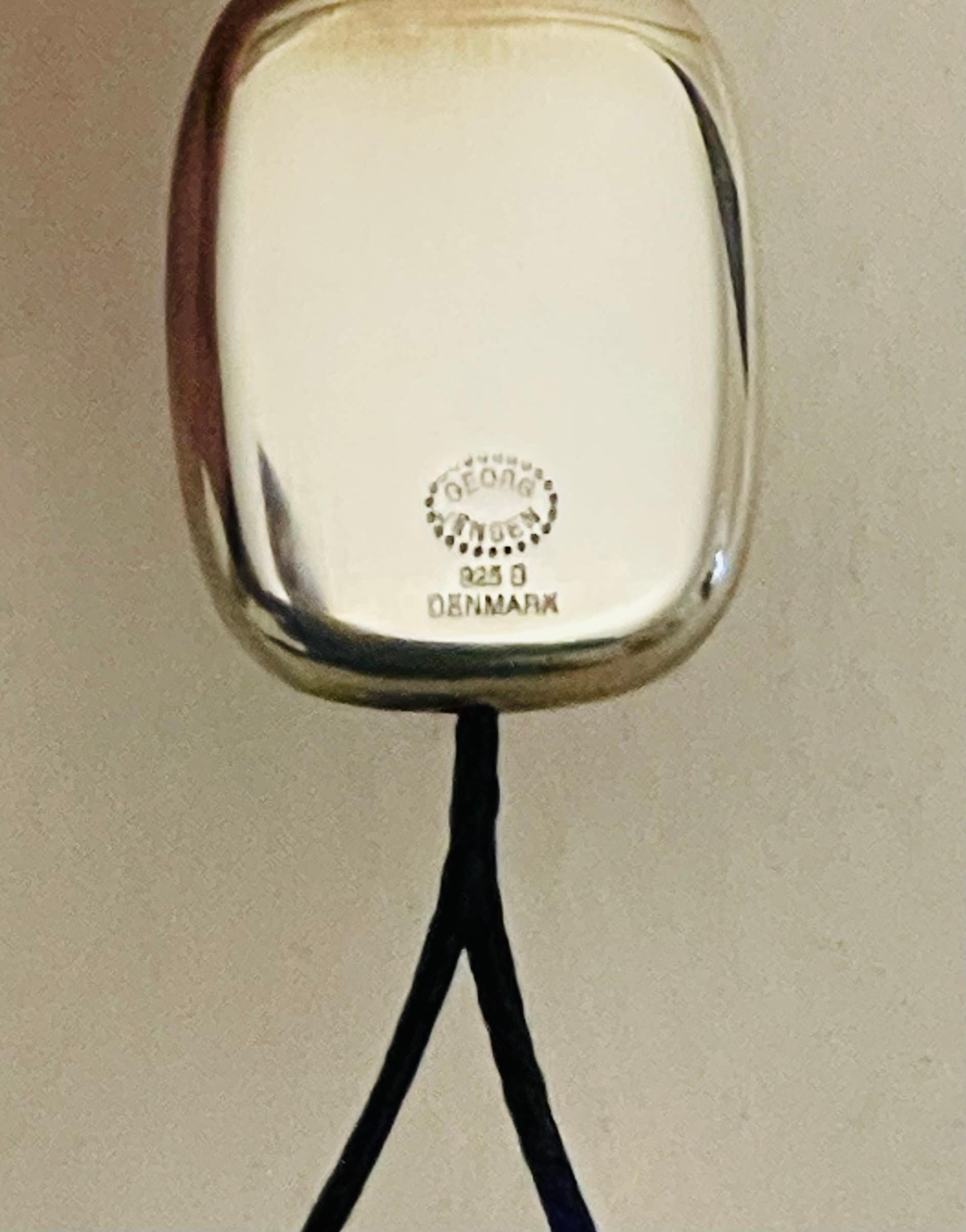 本物のジョージ ジェンセン スターリング シルバー モバイルまたはキー