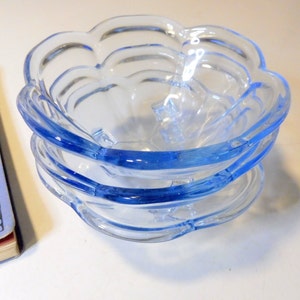 3 GLASS BOWLS art deco light blue transp.