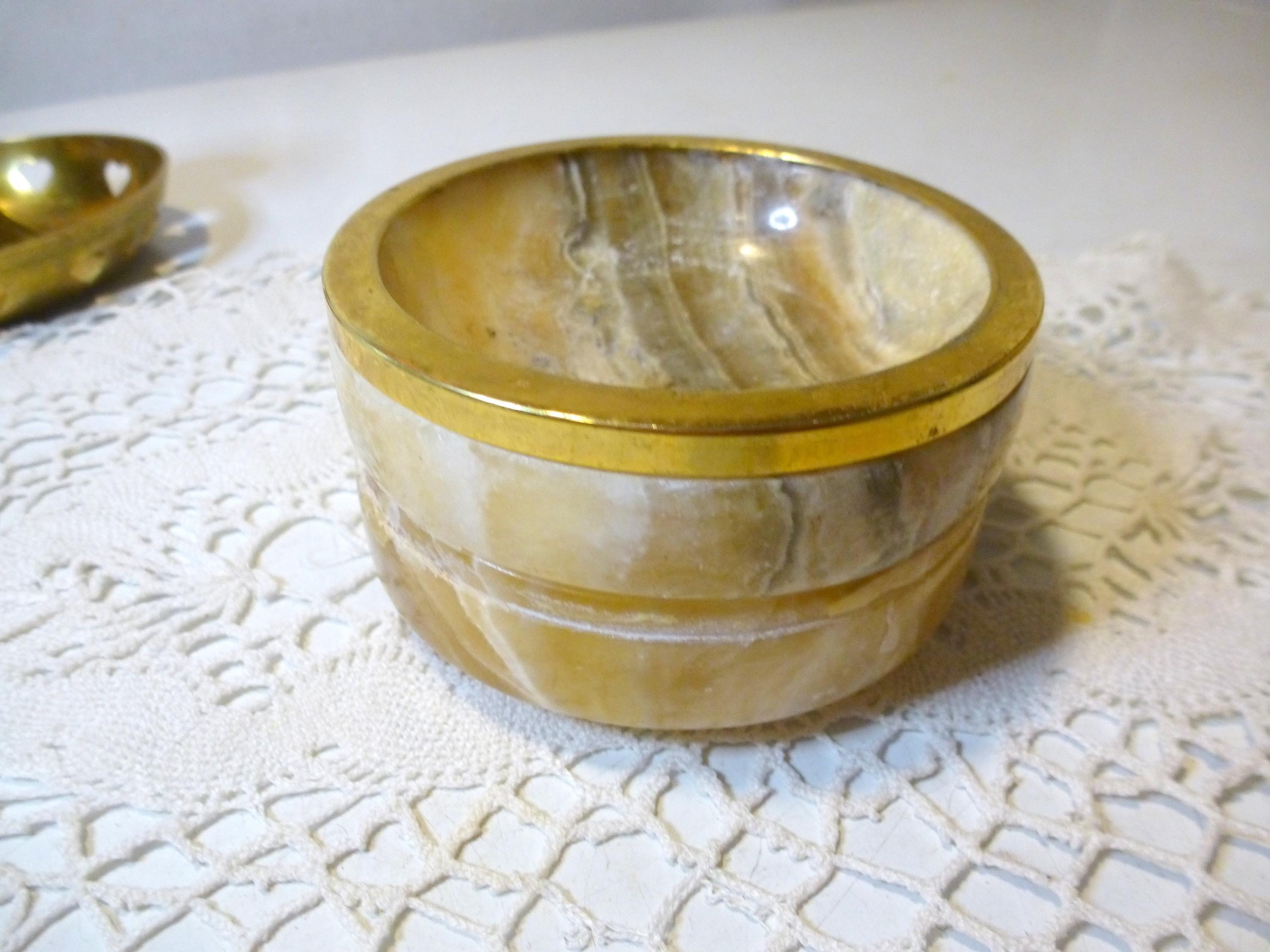 ANCIENNE PETITE BOITE Ronde Métal Dorée Pierre Bijoux Déco Idée Noël