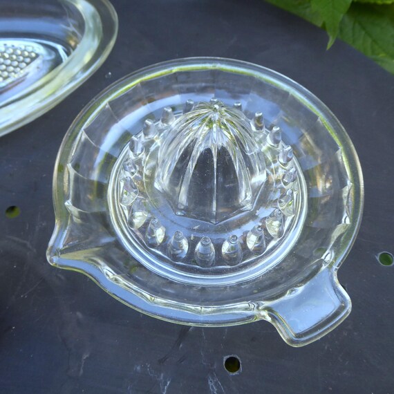 Vintage Zitronenpresse + Apfelreibe Glas transparent