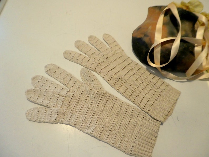 Vintage HANDSCHUHE feinste Handarbeit 30er Bild 4