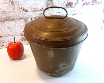 alte BACKFORM Großer Hans mit Deckel + Griff Metall DEKO