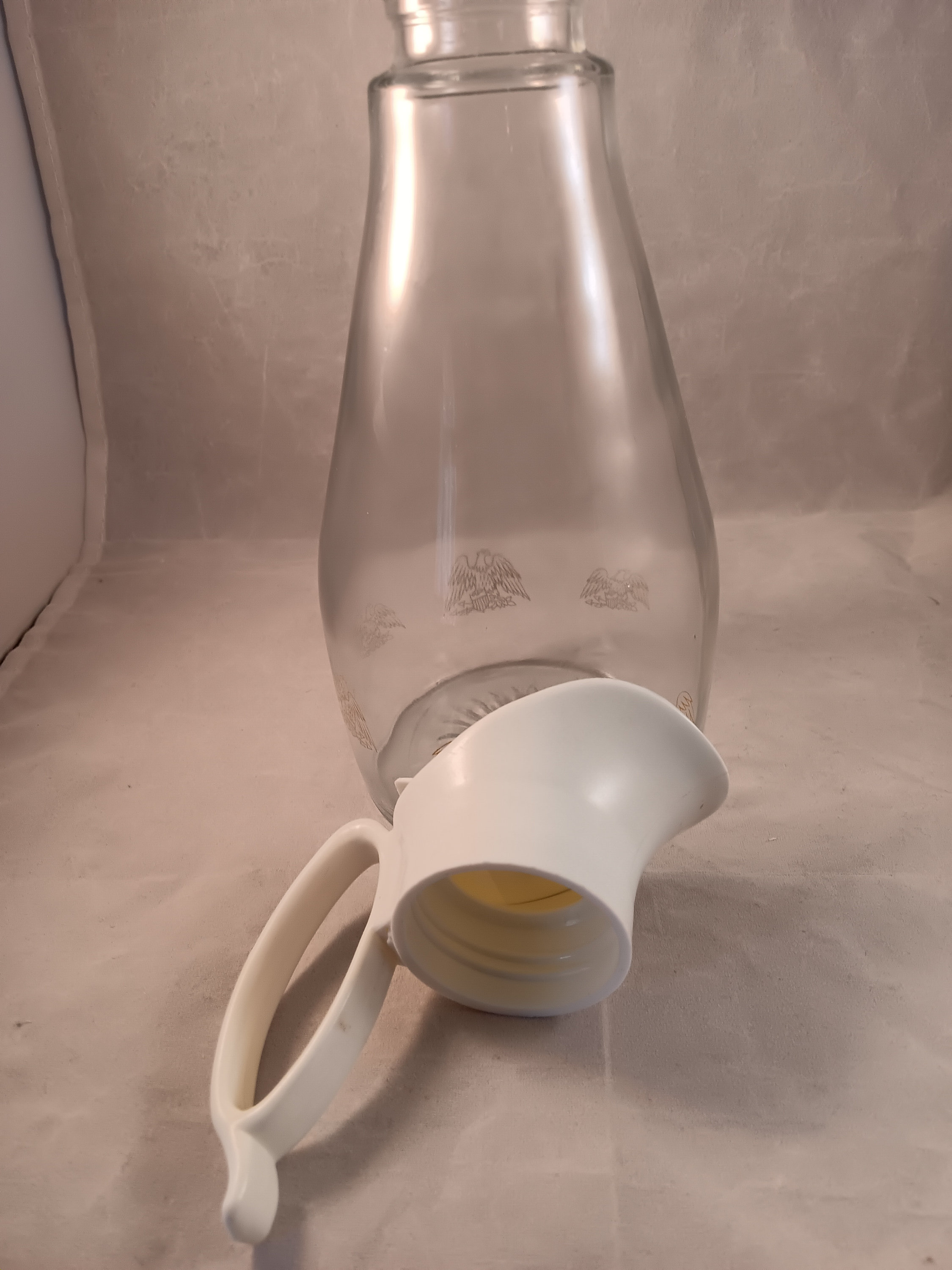 Log Cabin Syrup Dispenser, Gold Federal Eagle Around Bottom, Pyrex