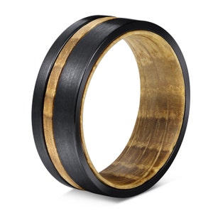 Black Tungsten Ring Wood Inlay , Oak ring for men, Bague bois etTungsten, Wood Wedding Band, Wooden rings for men, Brushed Black Wood Ring