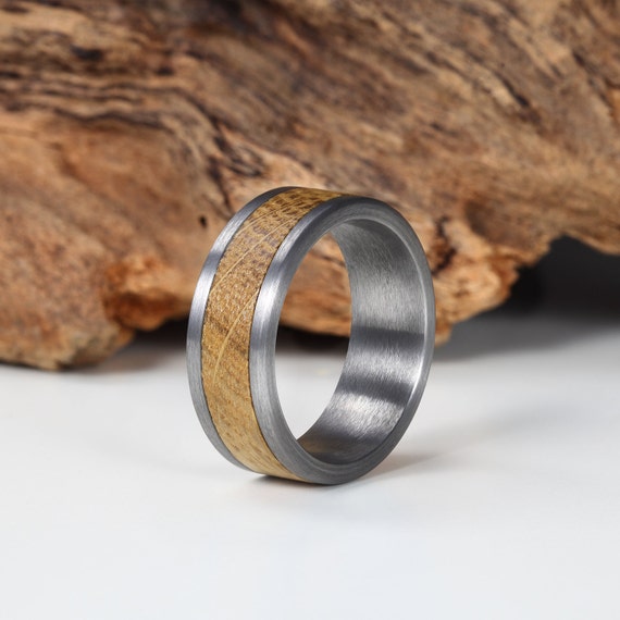 8mm Whiskey Barrel Rings Mens Wedding Band Tungsten and Wood Rings for Men Whisky Wood Wedding Ring