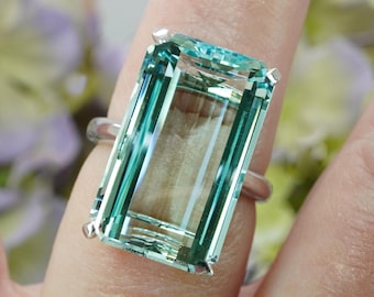Vintage 14ct Emerald cut Aquamarine Solitaire Cocktail 14K White Gold Large Ring