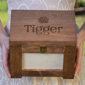 Personalized Pet Memory Photo Box/Urn - Name and Paw Print Cat