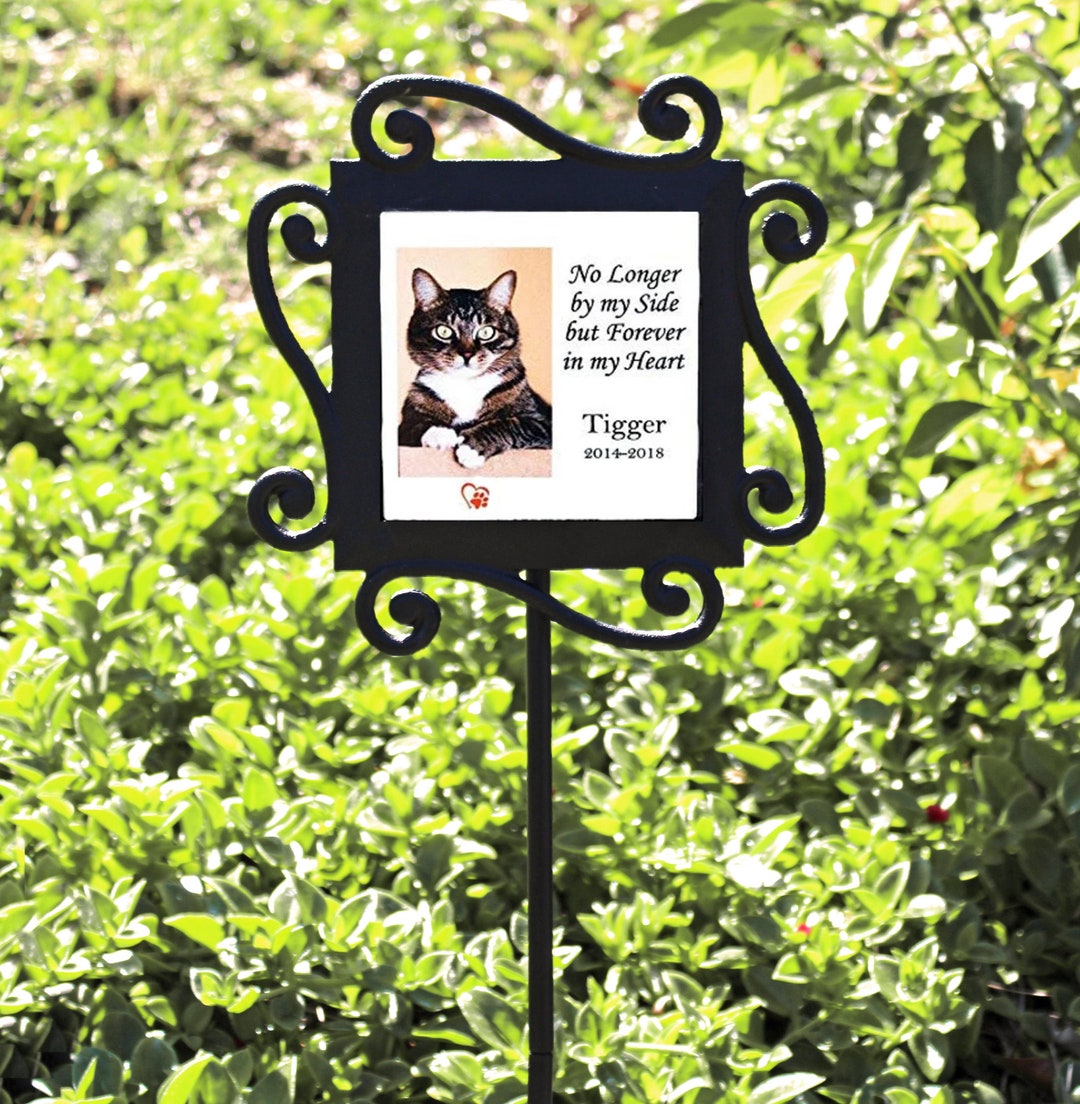 Wrought Iron Pet Memorial Garden Stake With Personalized Photo Ceramic