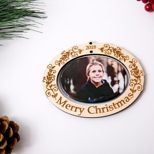 Personalized Christmas Ornament Porcelain Custom Photo Print with Engraved Wood Frame Holly Merry Christmas Bild 2