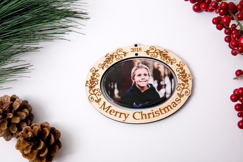 Personalized Christmas Ornament Porcelain Custom Photo Print with Engraved Wood Frame Holly Merry Christmas Bild 2