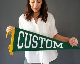 ザ ・ブルーハーツ HIGH KICK TOUR エプロン　サイン入り Custom Varsity Felt Pennant- Ships After 7/8 - Etsy