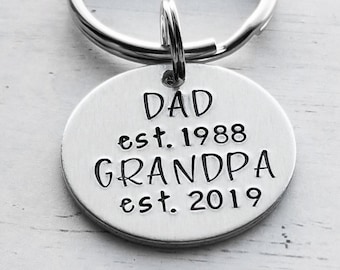 Dad Keychain, New Grandpa, Grandpa Keychain, Pa Pa Keychain, Fathers Day Keychain, New Baby, Custom Keychain Gift,  Dad Gift, Hand Stamped