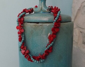 Coral Treasures necklace