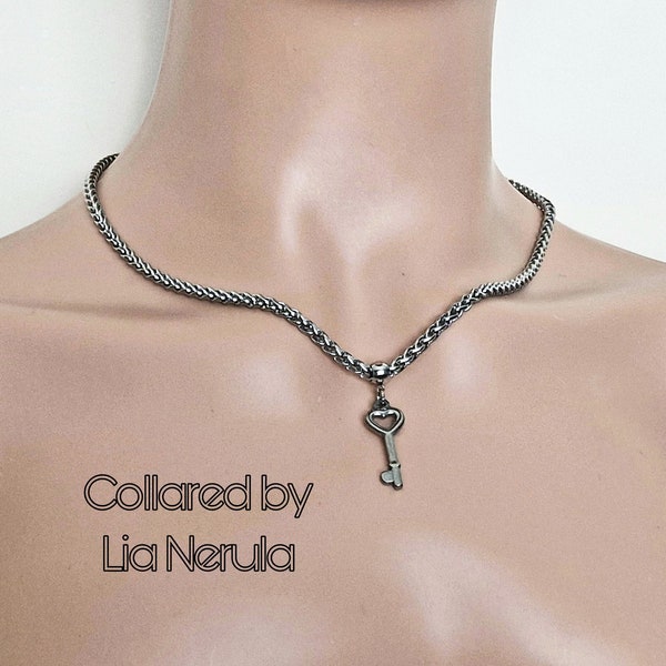 Unisex necklace choker, Stainless steel chain necklace with key pendant, Keyholder collar, Key jewelry for dom domme mistress