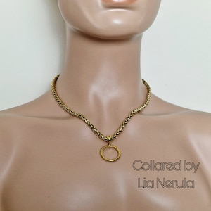 Gold O ring discreet day collars for subs, Unisex wheat chain collar necklace with simple O ring pendant and locking option