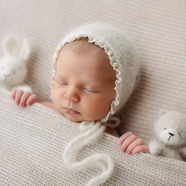 Baby Bonnet of Alpaca with Lace edge for Photo props, Newborn Baby Photography Props, Lace edge Baby bonnet alpaca for Photo Props