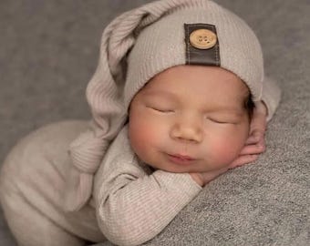 Long Newborn Sleepy hat, Neutral Photo props, Beige Photography outfit, Knotted Sleep Cap for Newborn, Newborn Photography Props