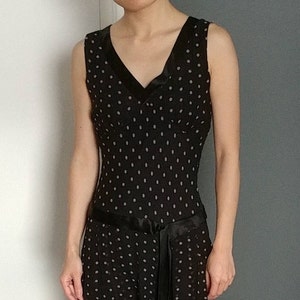 Vintage 90s Laundry polka dot silk dress by Shelli Segal, fit size 2/XS