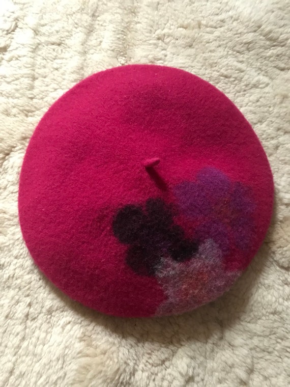 Gorgeous red wool beret