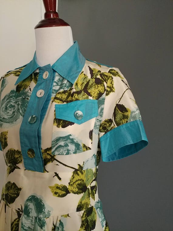 Vintage 70s silk floral cocktail dress, fit size … - image 4