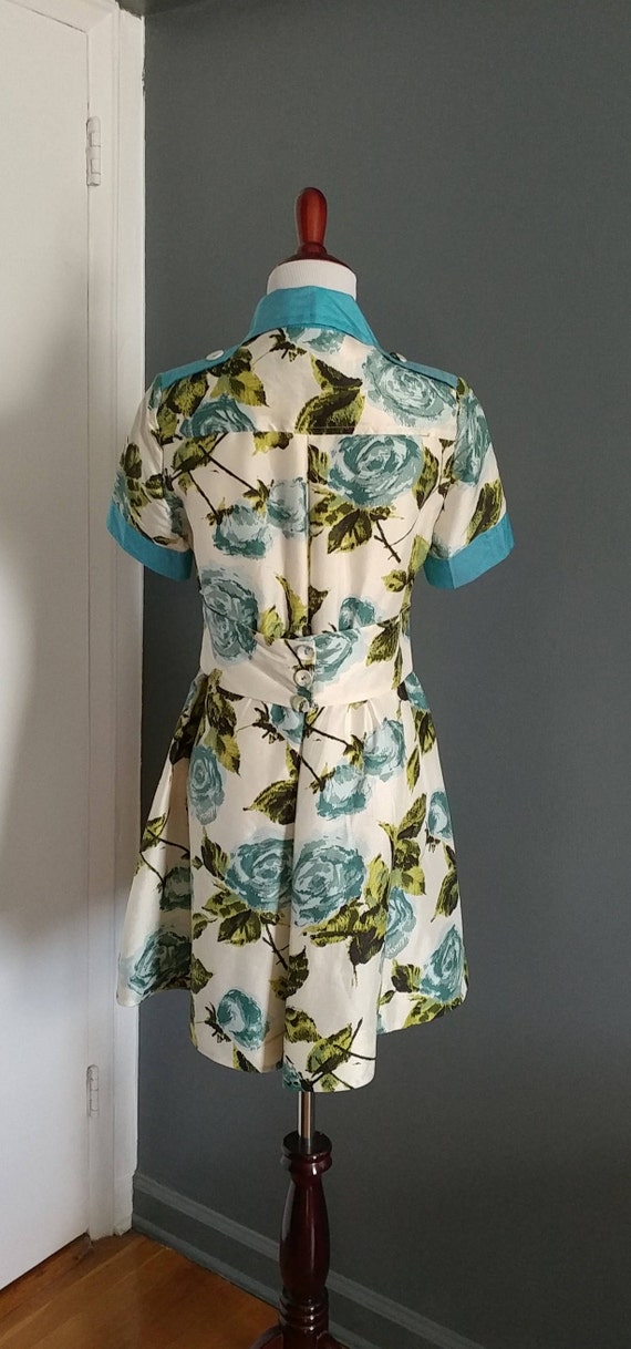Vintage 70s silk floral cocktail dress, fit size … - image 5