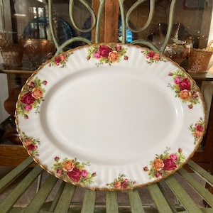 Royal Albert Old Country Roses Serving Platter. 13 inches wide. Produced in England 1962.