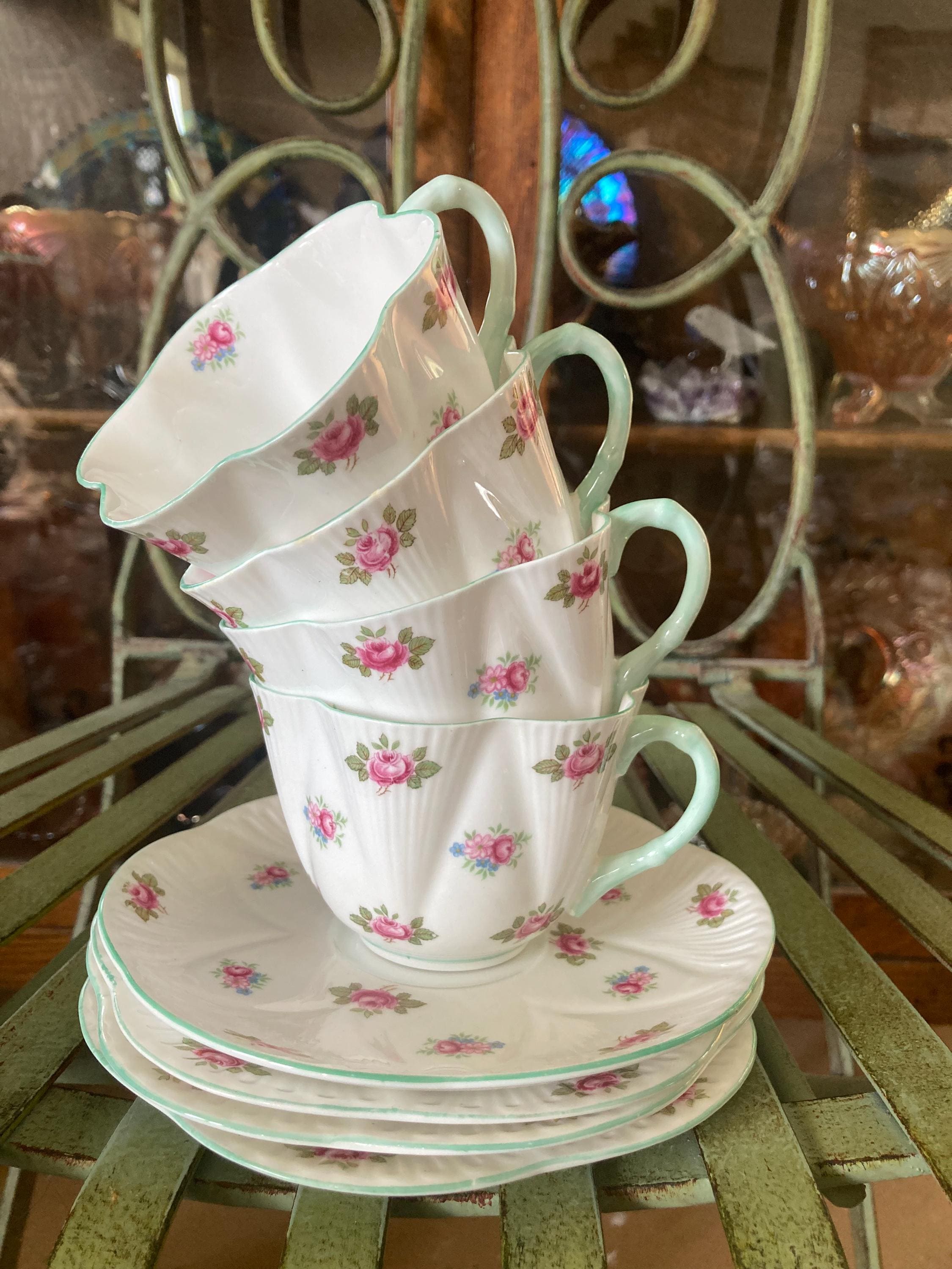 Shelley Rosebud Dainty Shape Teacup and Saucers. Set of 4. Saucers