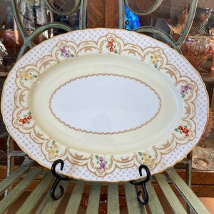 Royal Worcester Kensington Platter.13 inches wide. Produced in England 1938.