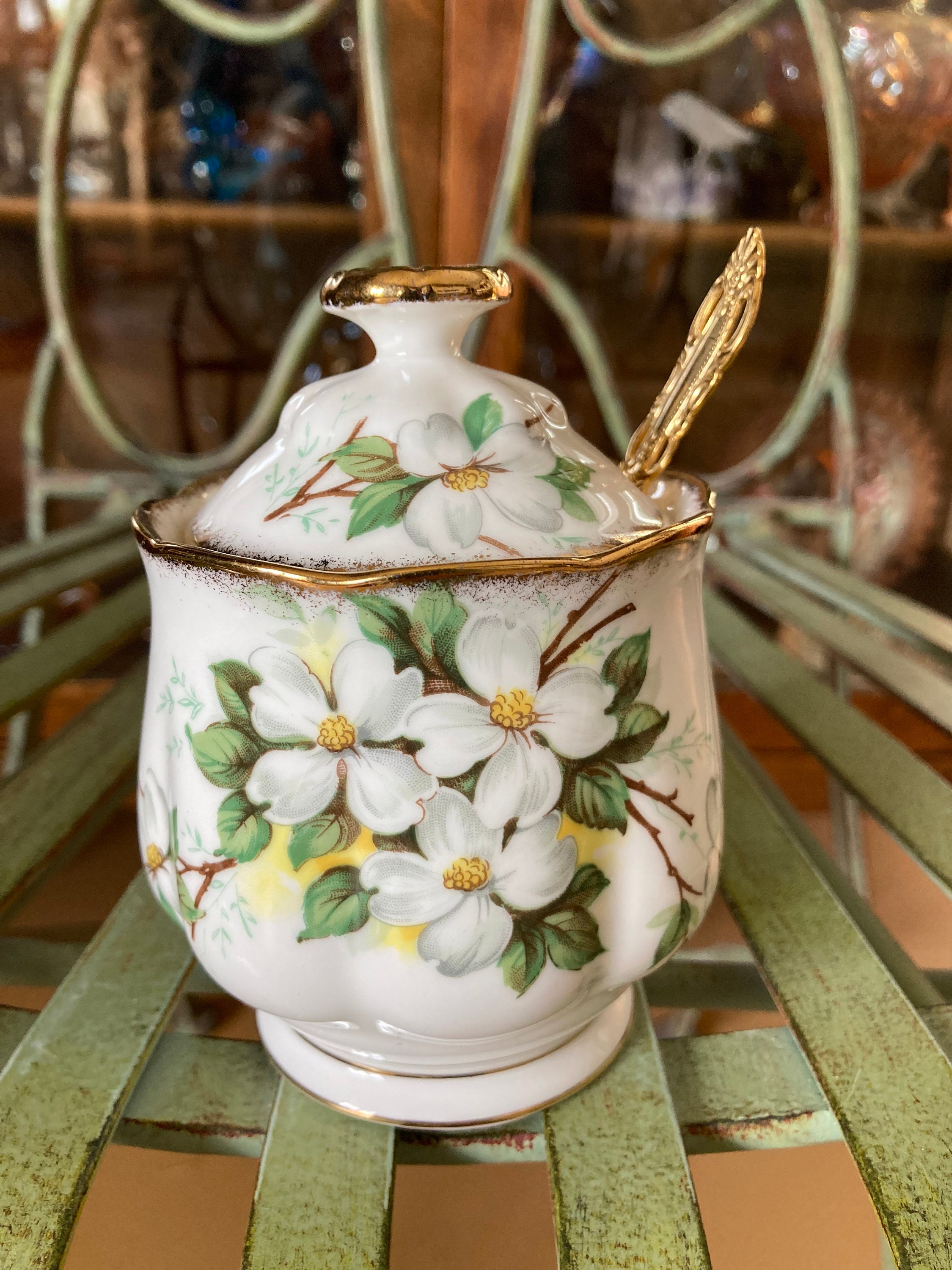 Royal Albert White Dogwood Marmalade Pot and Inches