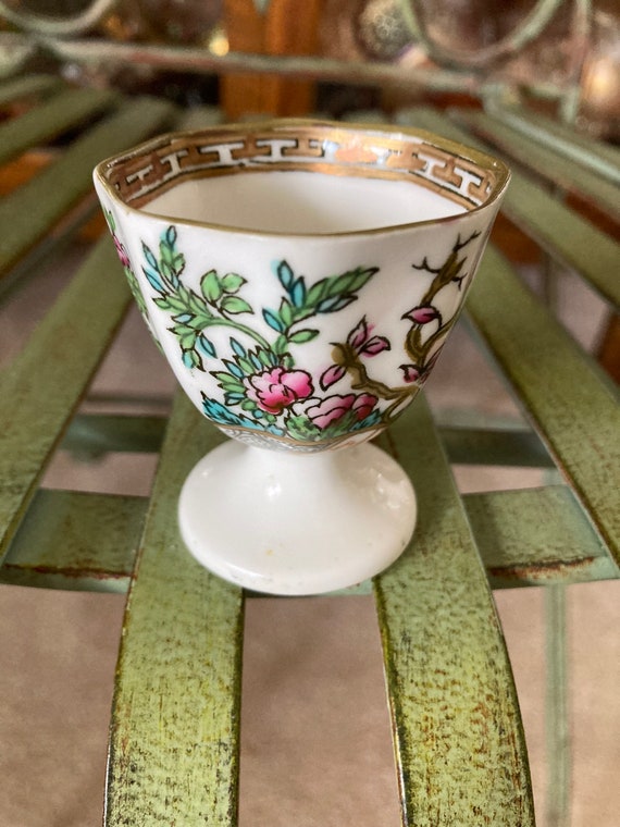 Coalport Indian Tree Egg Cup. 2.25 Inches Tall. Produced in