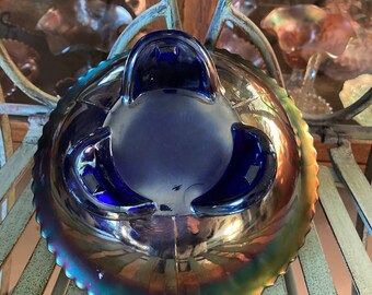 Carnival Glass Two Flowers Blue Round Bowl. Spatula Footed. 7.5