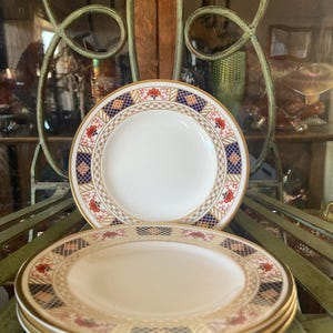Royal Crown Derby. Derby Border Bread and Butter Plates. Set of 4. 6.25 inches diameter. Produced in England 1962 to 2014.