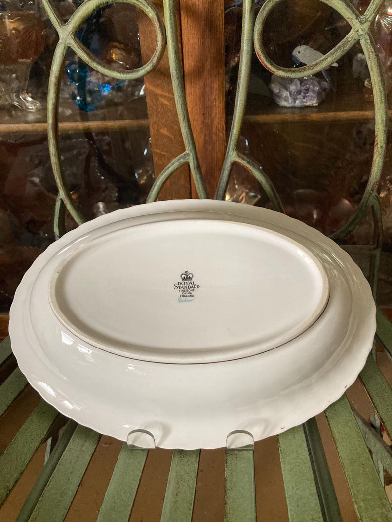 The Royal Standard Garland Serving Bowl - Thumbnail 2