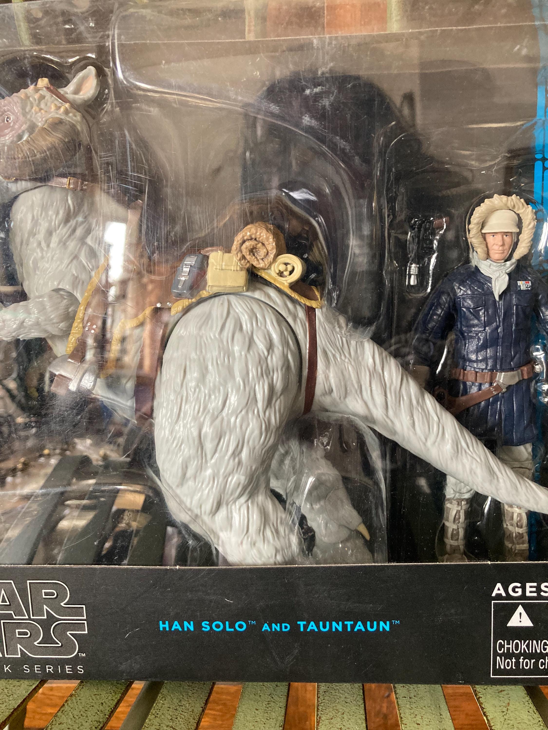 Star Wars , the Black Series, Han Solo and Tauntaun . Box 12