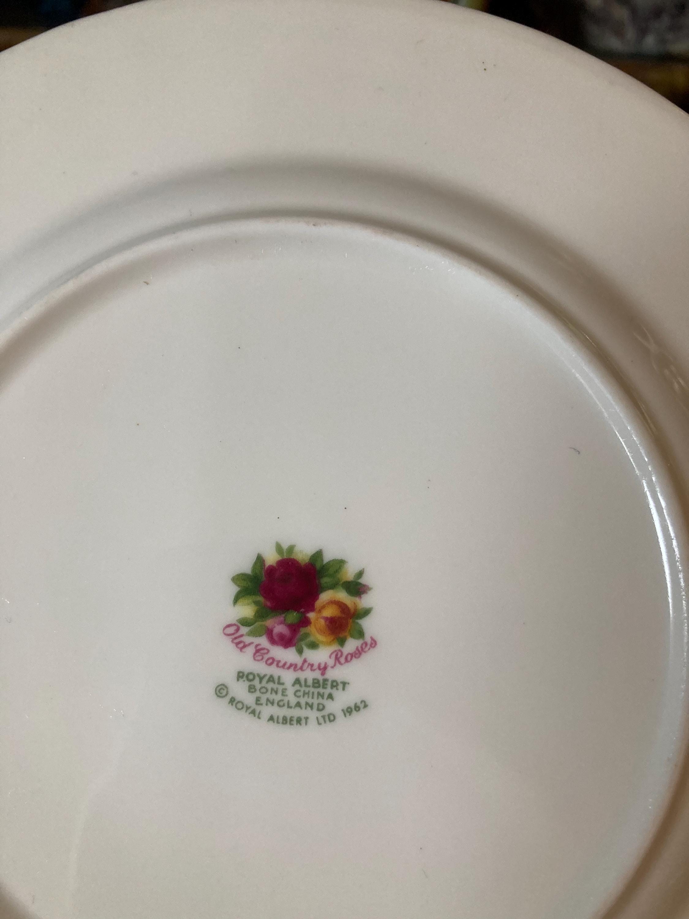   Old Country Roses サラダボール　6枚 Old Country Roses サラダボール 6枚 Royal Albert, Old Country