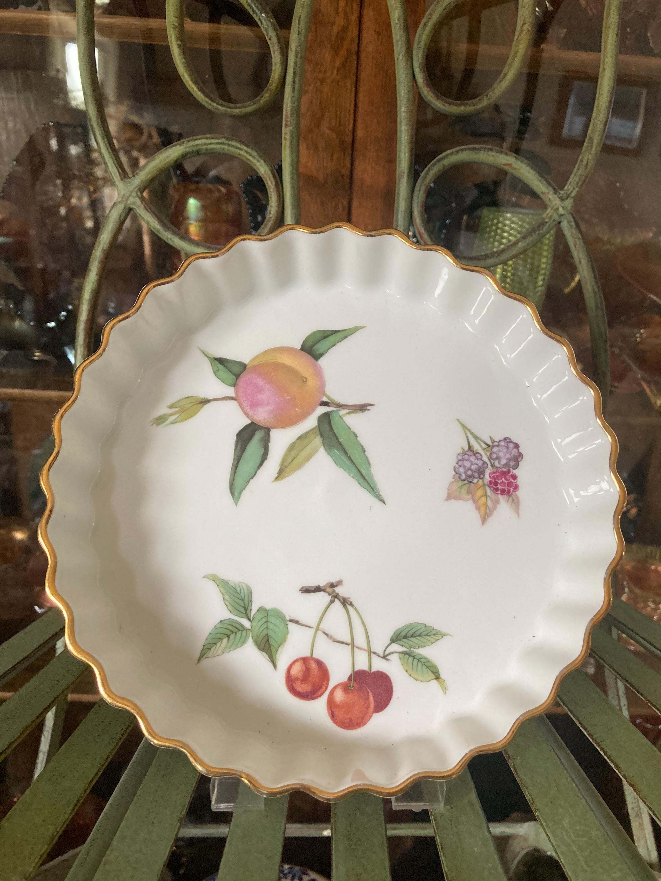 Royal Worcester Evesham 1961 - Etsy