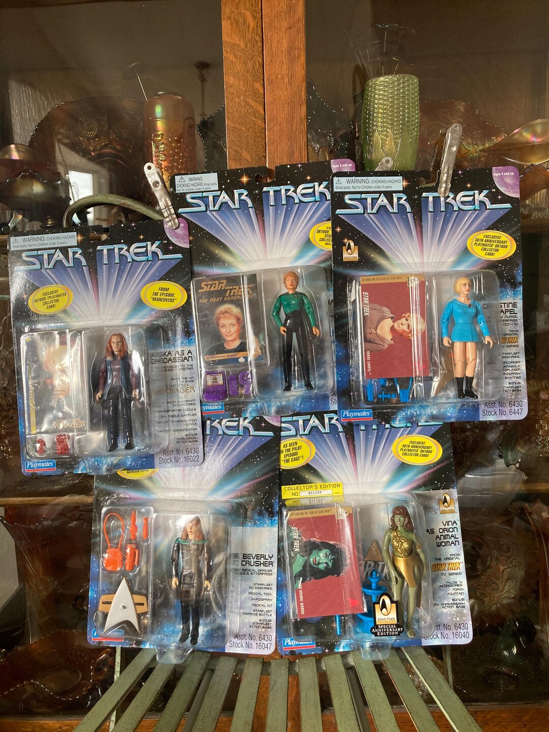 Star Trek Figures. Sealed Set of 5. Produced by Playmates 1990's